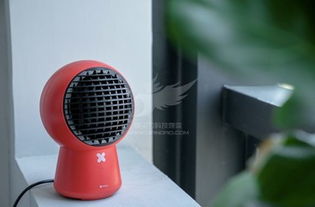 日本東芝同代工廠,2 秒速熱的高顏值暖風機,看劇 辦公必備